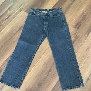 Men’s Van Heusen Blue Jeans, size 33/30, Zippered Fly